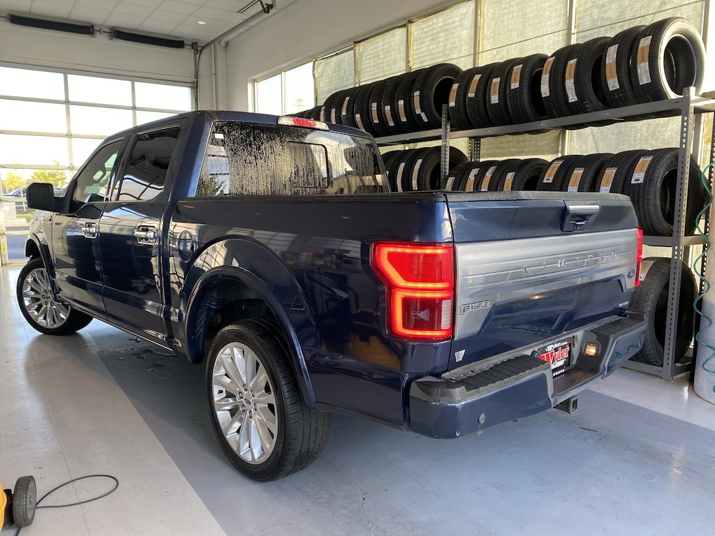 Used 2018 Ford F-150 Limited 4WD SuperCrew 5.5 Box Truck SuperCrew Cab