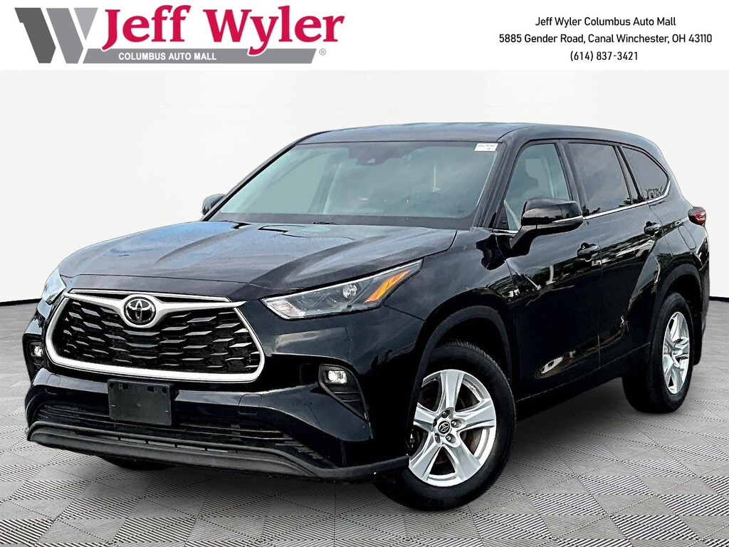 Used 2022 Toyota Highlander LE AWD SUV