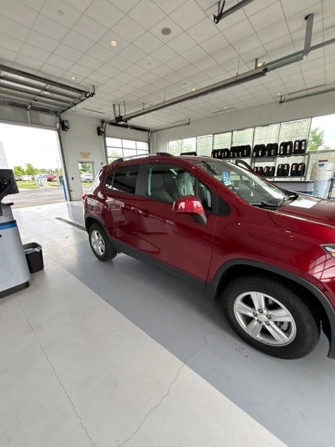 Used 2022 Chevrolet Trax LT with VIN KL7CJPSM3NB533505 for sale in Canal Winchester, OH