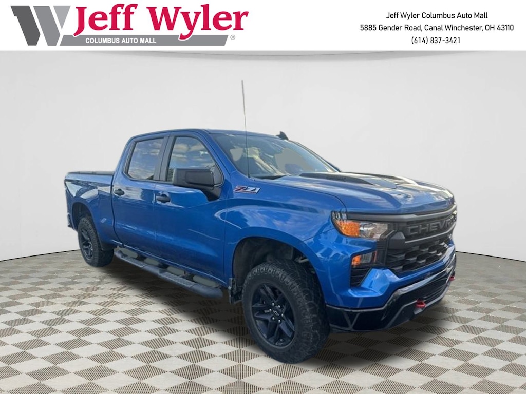 Used 2022 Chevrolet Silverado 1500 4WD Crew Cab 157 Custom Trail Boss Truck Crew Cab