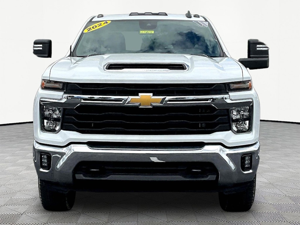 Used 2024 Chevrolet Silverado 3500HD 4WD Crew Cab 172 LT Truck Crew Cab
