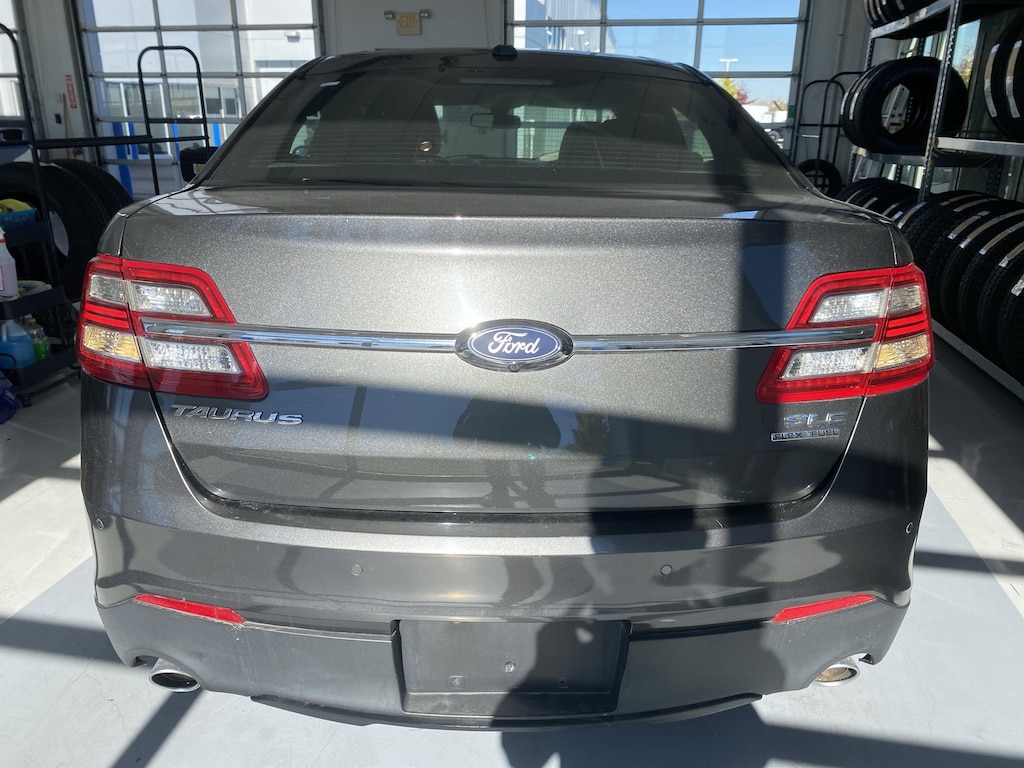Used 2018 Ford Taurus SEL FWD Sedan