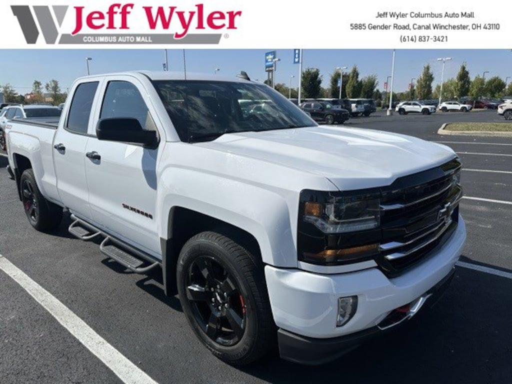 Used 2018 Chevrolet Silverado 1500 4WD Double Cab 143.5 LT w/2LT Truck Double Cab