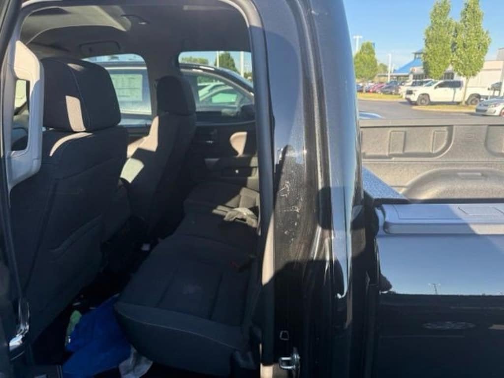 Used 2019 Chevrolet Silverado 1500 LD 4WD Double Cab LT w/1LT Truck Double Cab