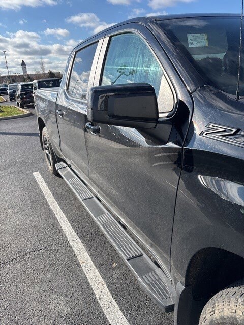 2023 Chevrolet Silverado 1500 RST photo 4