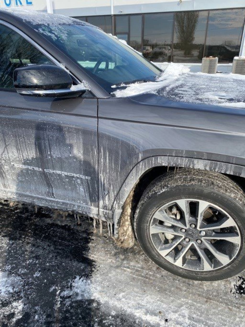 Used 2023 Jeep Grand Cherokee Overland 4x4 SUV