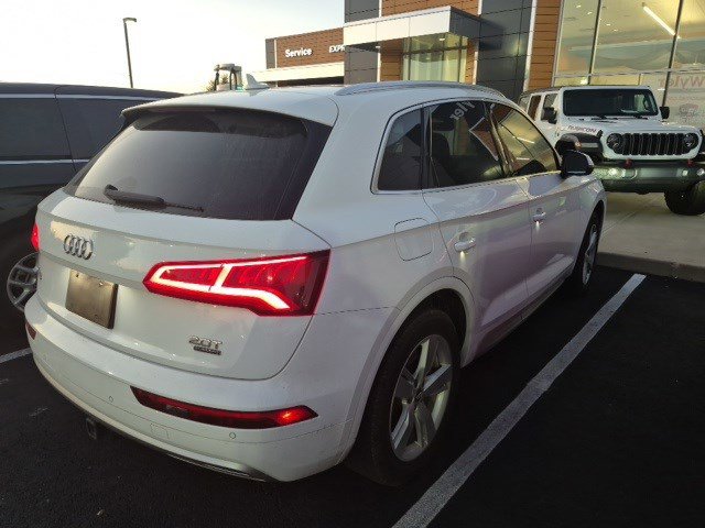 2018 Audi Q5 TFSI Premium Plus photo 3