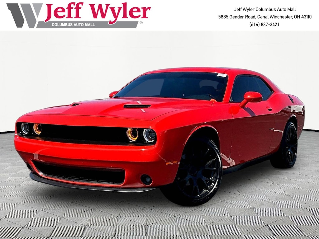Used 2020 Dodge Challenger SXT RWD Coupe