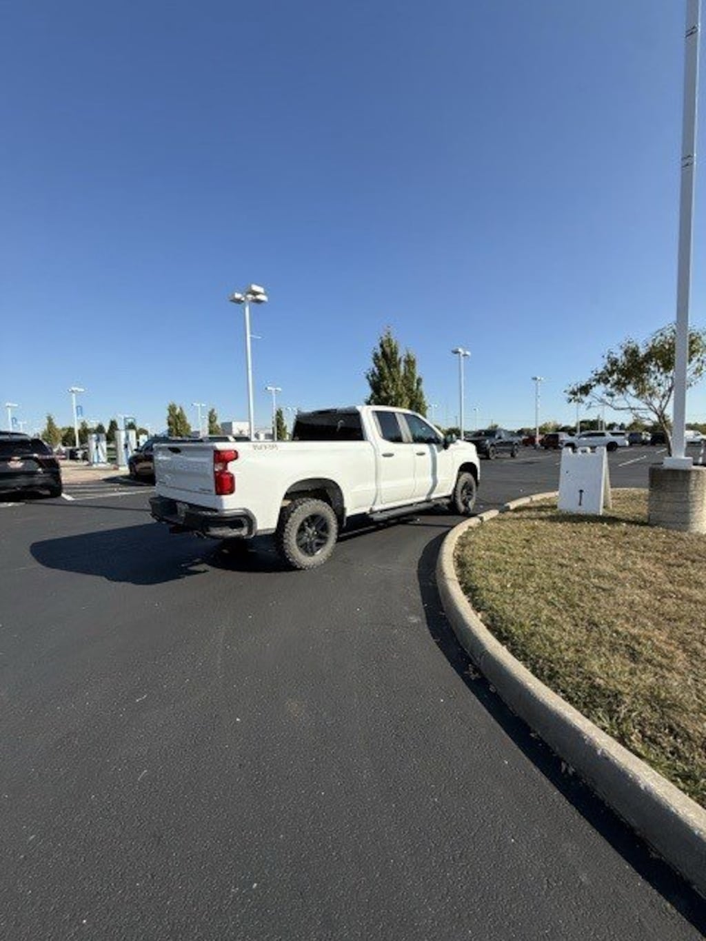 Used 2019 Chevrolet Silverado 1500 4WD Double Cab 147 Custom Trail Boss Truck Double Cab