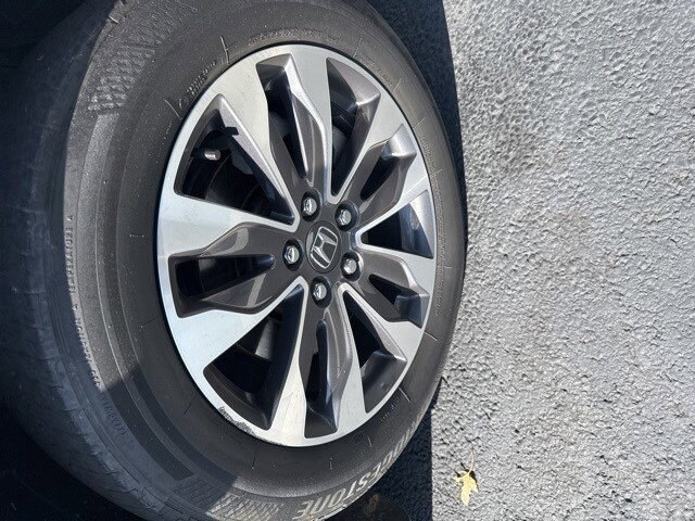 2022 Honda Odyssey EX-L photo 3