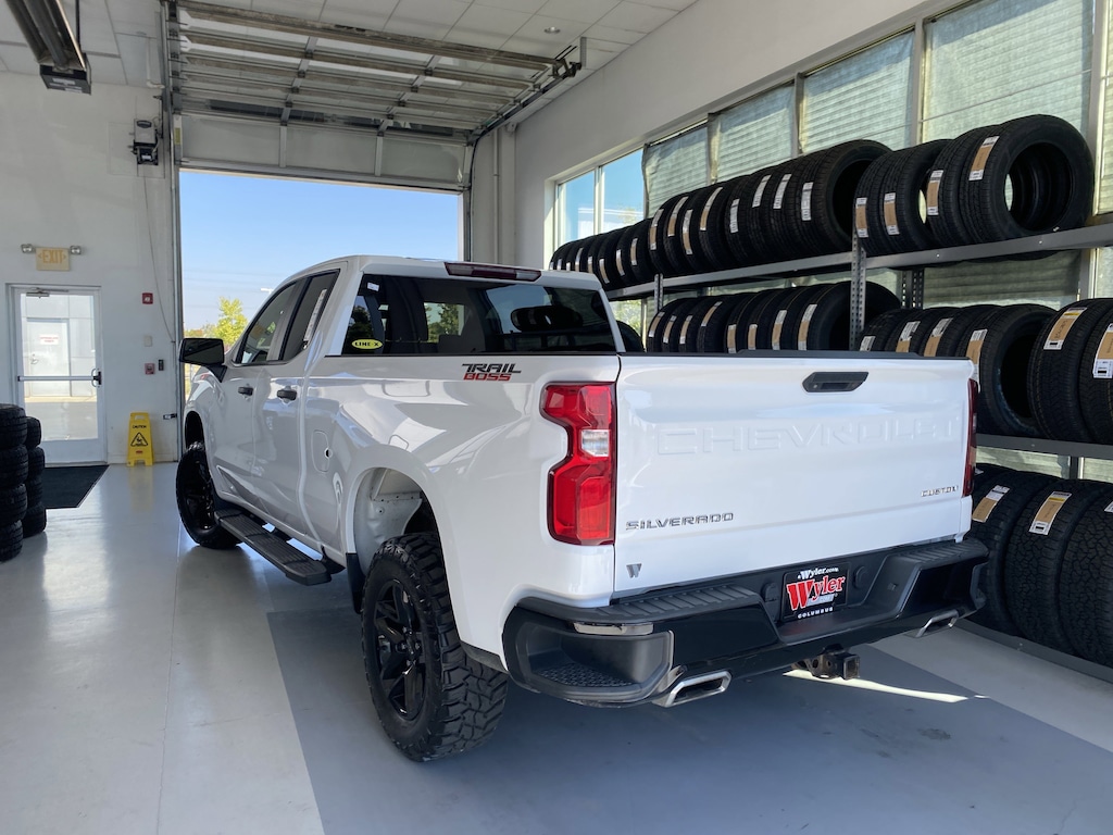 Used 2019 Chevrolet Silverado 1500 4WD Double Cab 147 Custom Trail Boss Truck Double Cab
