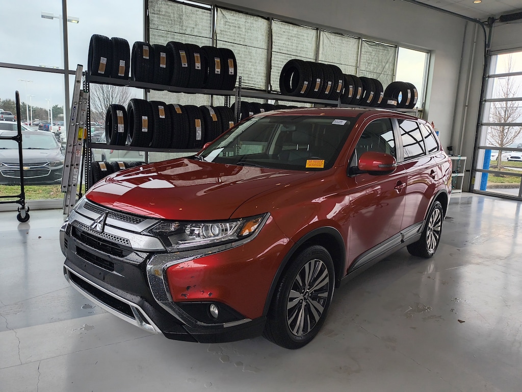Used 2019 Mitsubishi Outlander ES AWC CUV