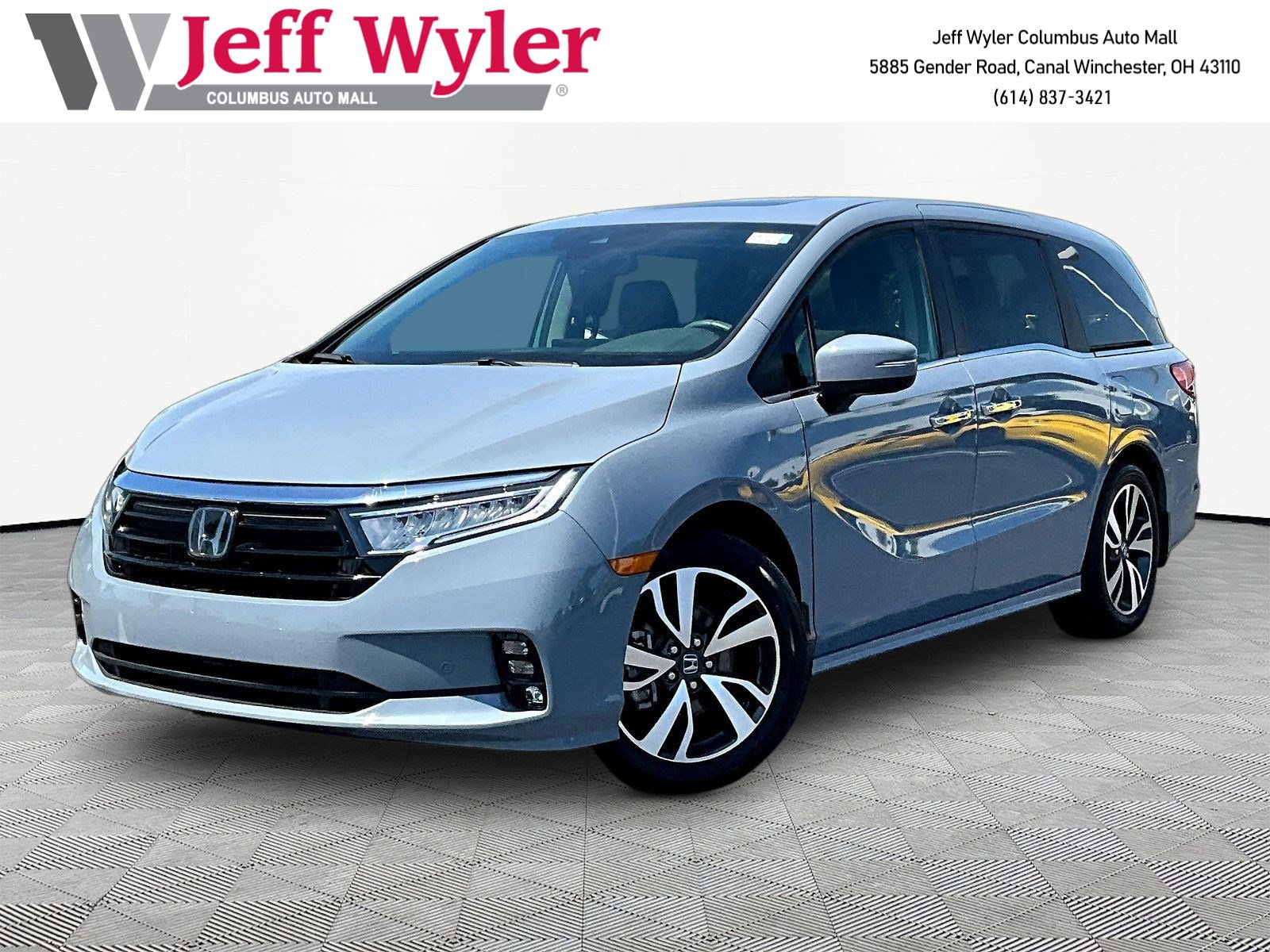 2024 Honda Odyssey Touring's photo