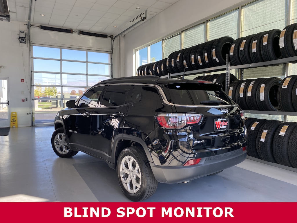 Used 2024 Jeep Compass Latitude 4x4 SUV