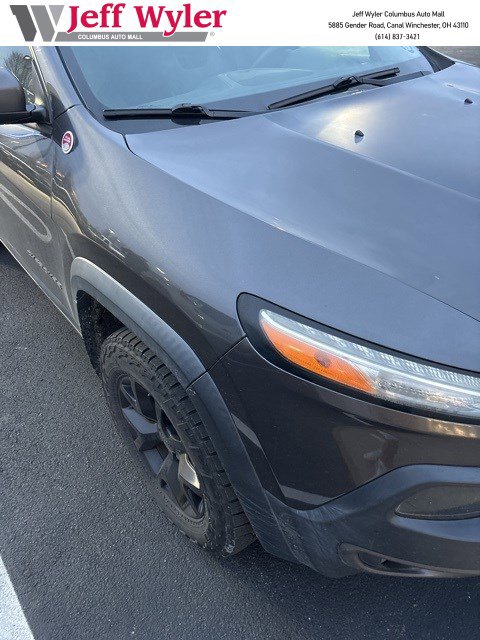 2016 Jeep Cherokee SUV 