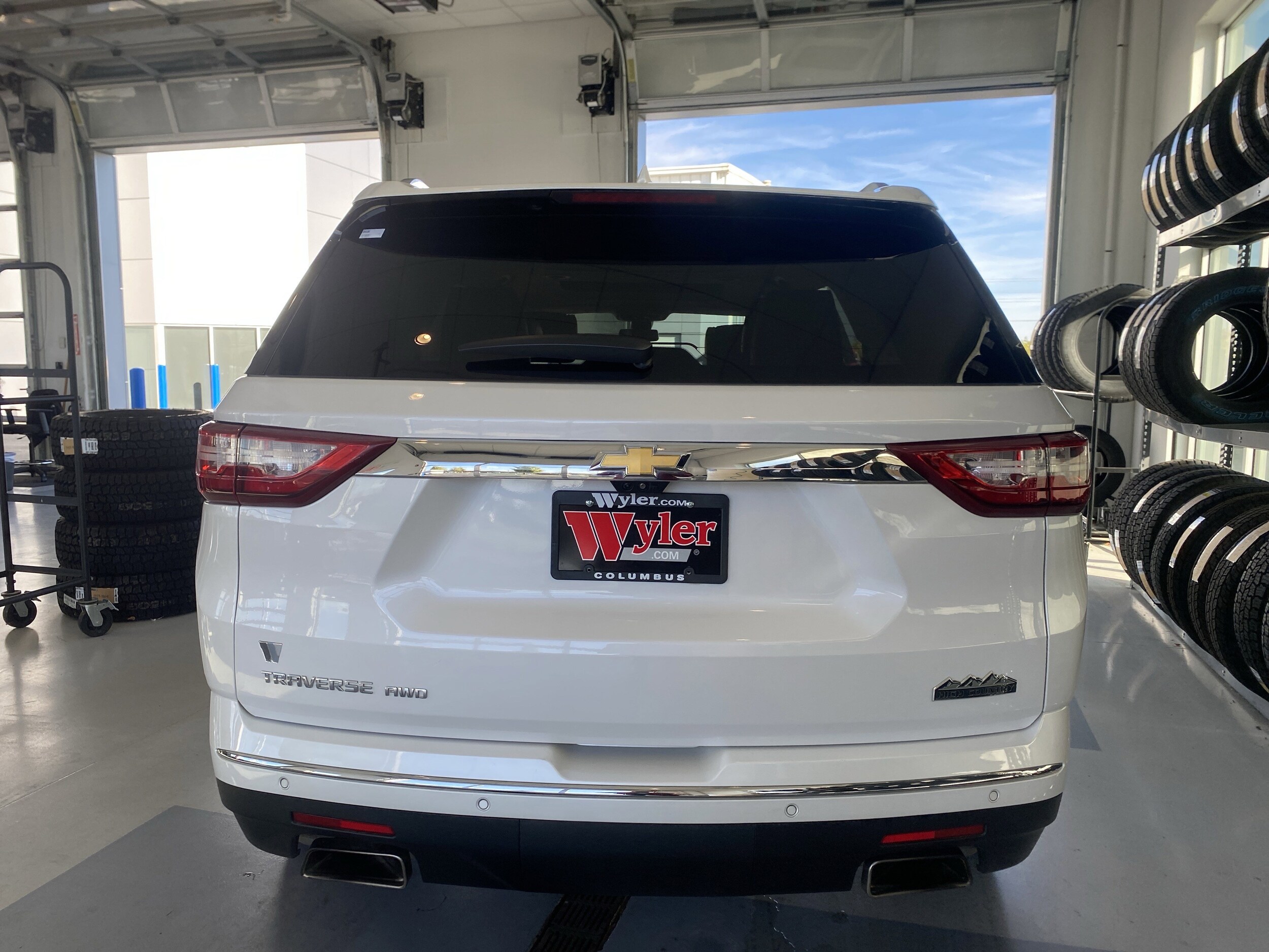 2018 Chevrolet Traverse High Country photo 4