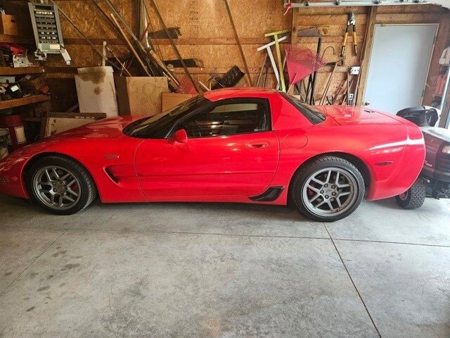 2004 Chevrolet Corvette Z06 Hardtop photo 2