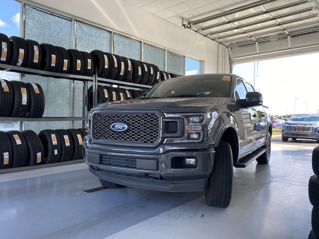 Used 2020 Ford F-150 LARIAT 4WD SuperCrew 5.5 Box Truck SuperCrew Cab