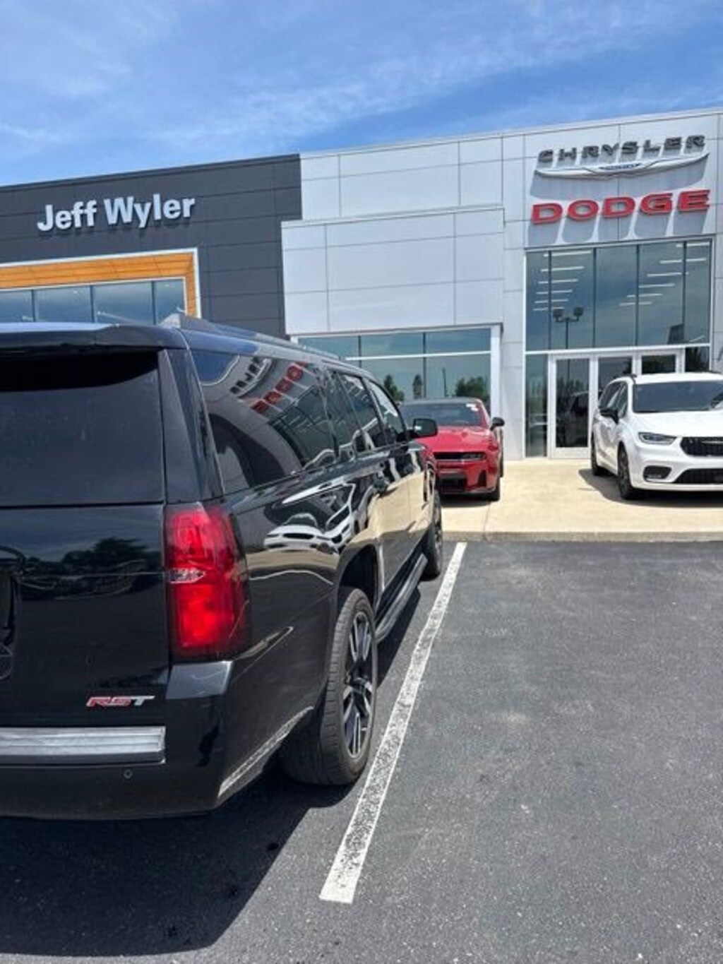 Used 2020 Chevrolet Suburban 4WD 4dr LT SUV