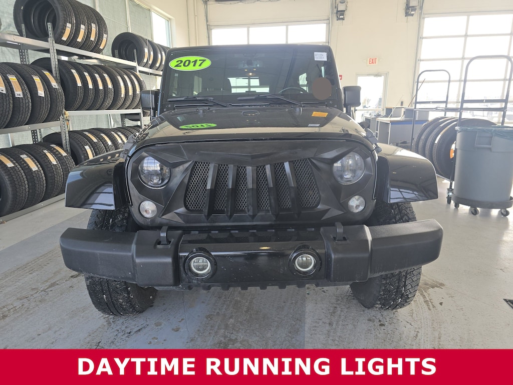 Used 2017 Jeep Wrangler Unlimited Sahara 4x4 SUV