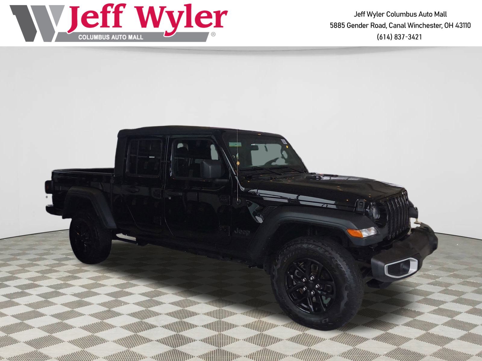 2023 Jeep Gladiator Sport S's photo