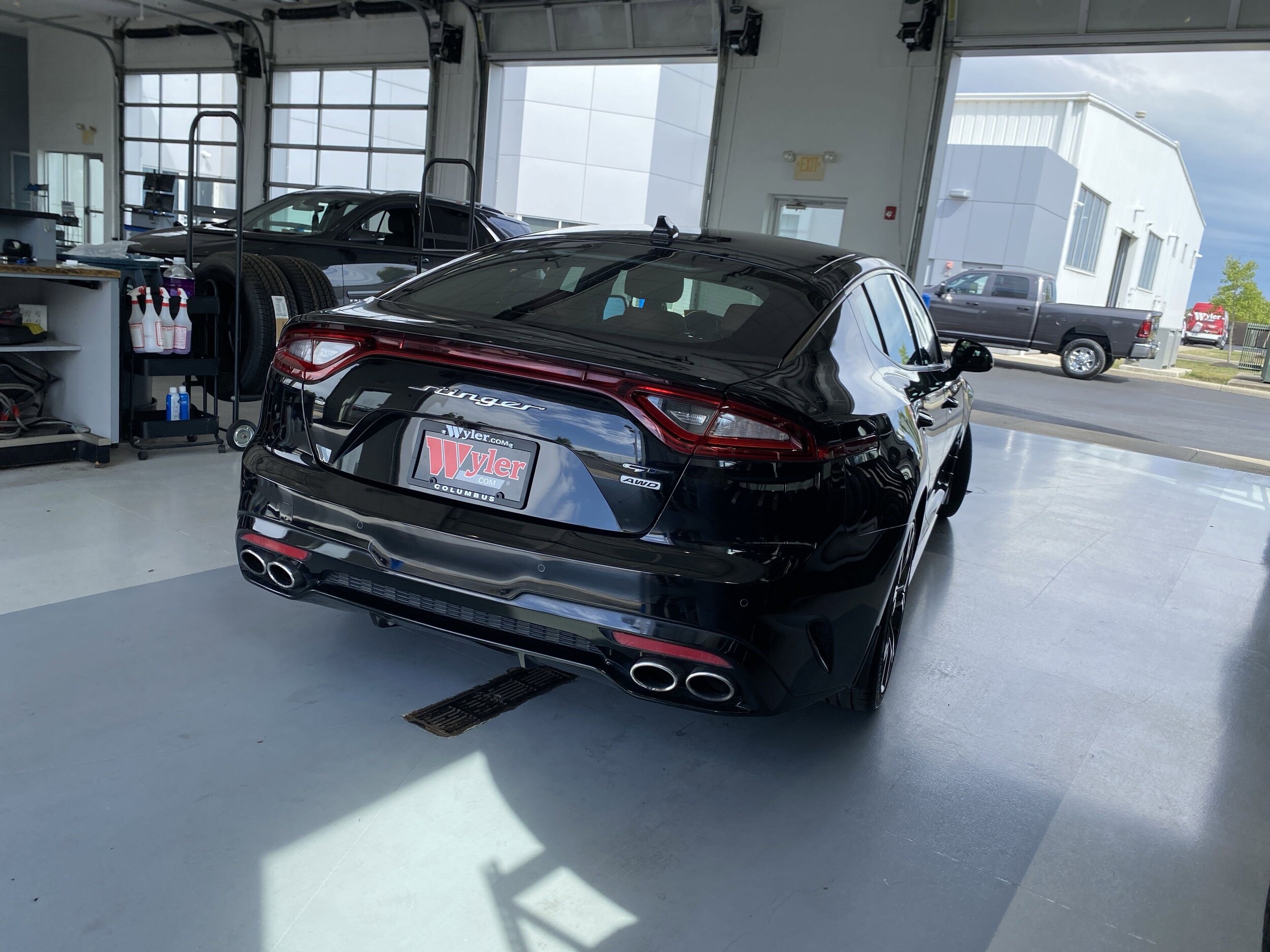 2020 Kia Stinger GT2 photo 3