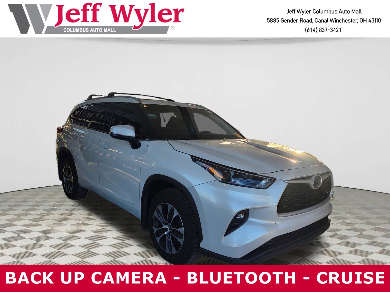 2022 Toyota Highlander XLE's photo