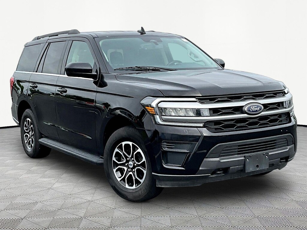 Used 2022 Ford Expedition XLT 4x4 SUV