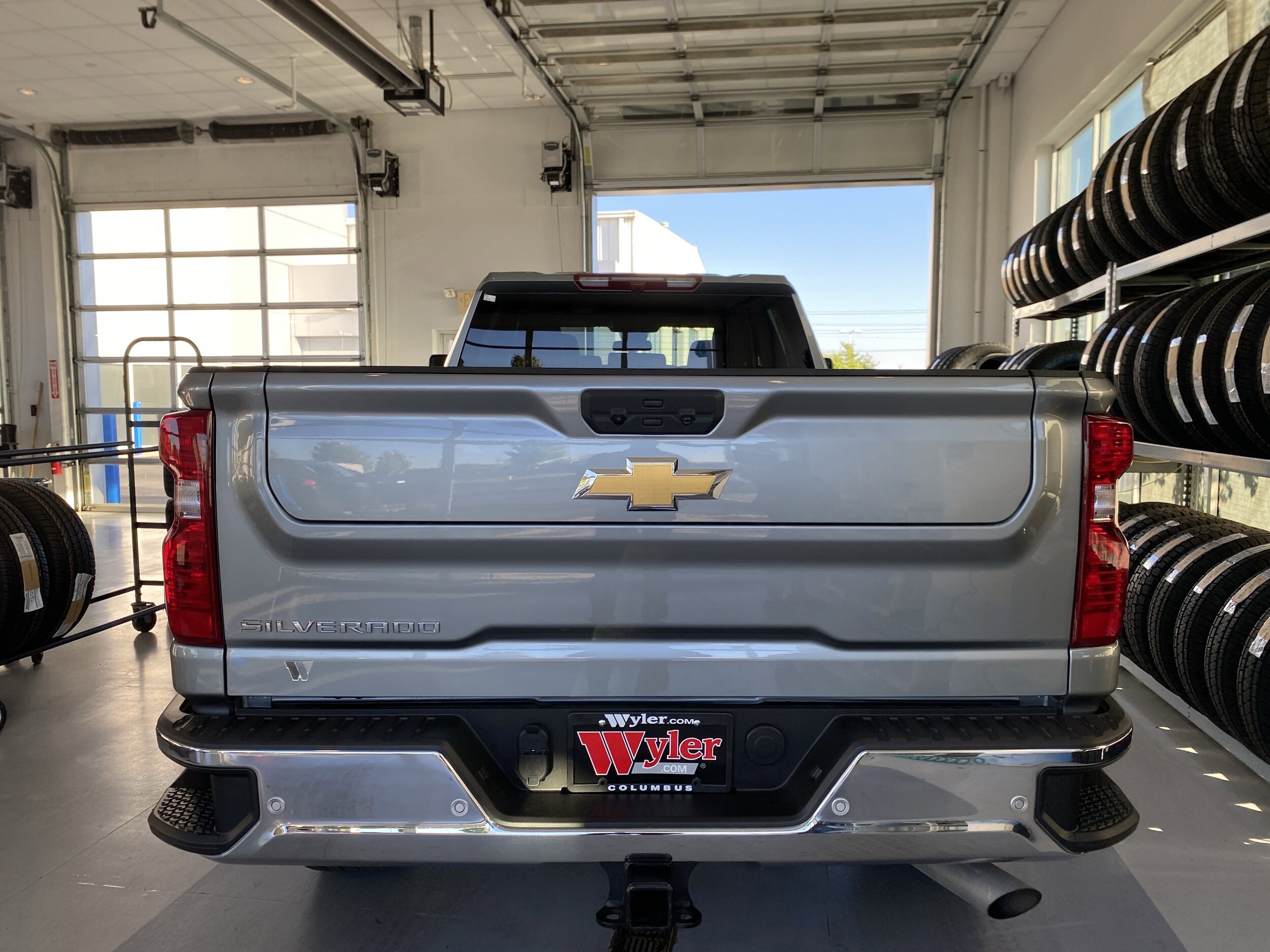 2024 Chevrolet Silverado 3500HD Work Truck photo 3