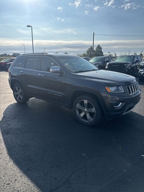 2015 Jeep Grand Cherokee Limited photo 2