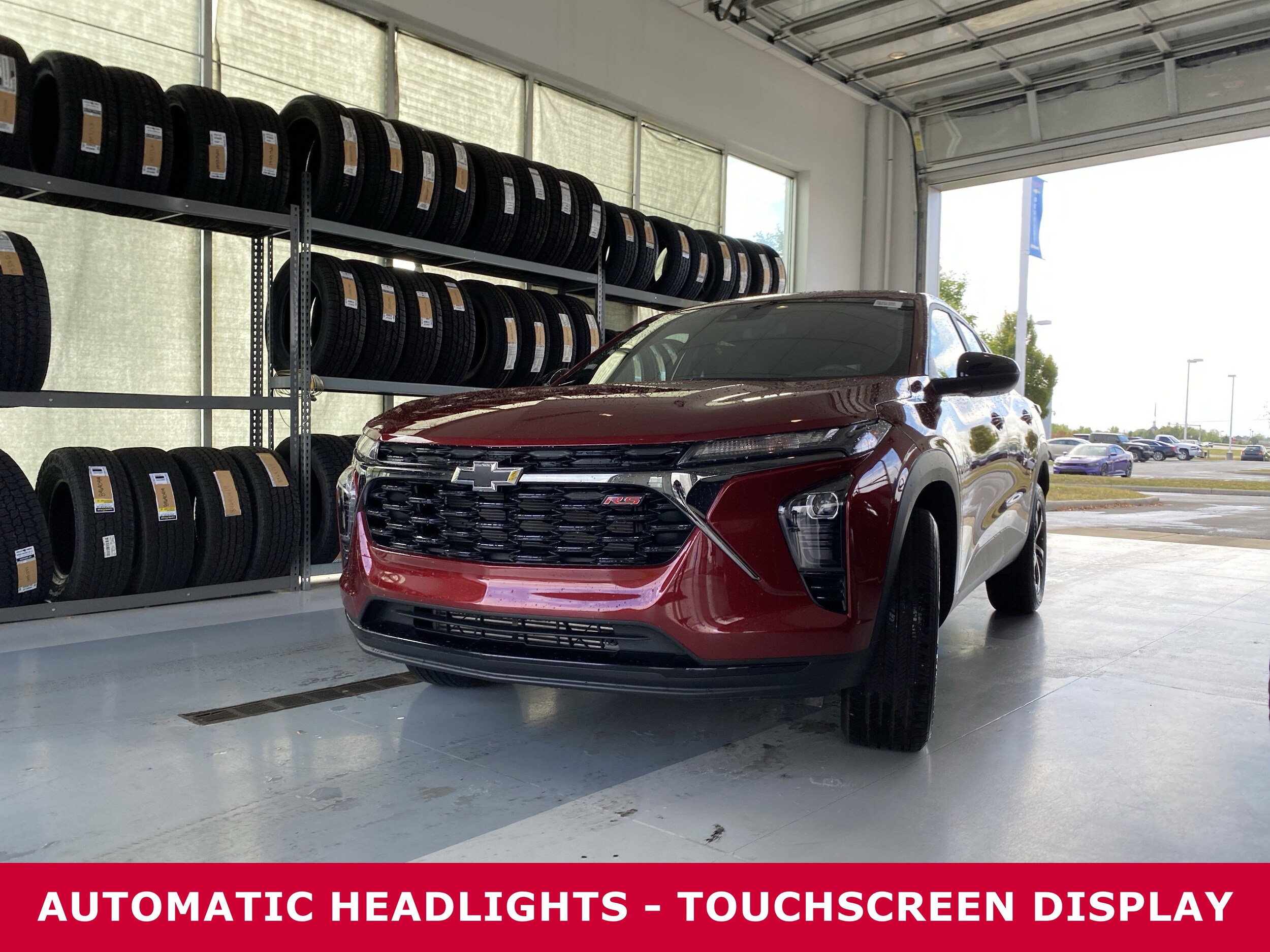 2025 Chevrolet Trax photo 2