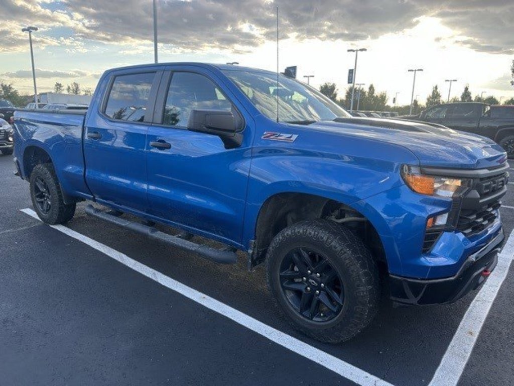 Used 2022 Chevrolet Silverado 1500 4WD Crew Cab 157 Custom Trail Boss Truck Crew Cab