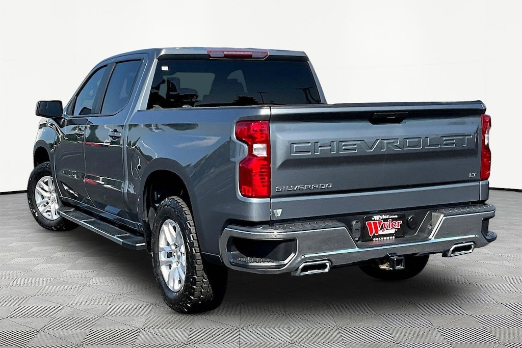 Used 2020 Chevrolet Silverado 1500 4WD Crew Cab 147 LT Truck Crew Cab