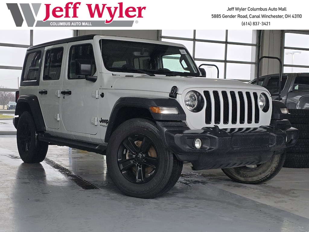 Used 2022 Jeep Wrangler Unlimited Sport Altitude 4x4 SUV