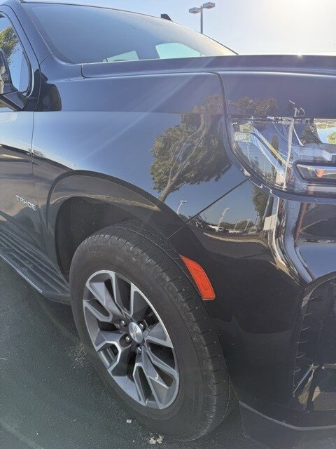 2021 Chevrolet Tahoe LT photo 3