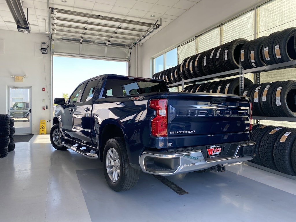 Used 2023 Chevrolet Silverado 1500 4WD Crew Cab 147 LT w/1LT Truck Crew Cab