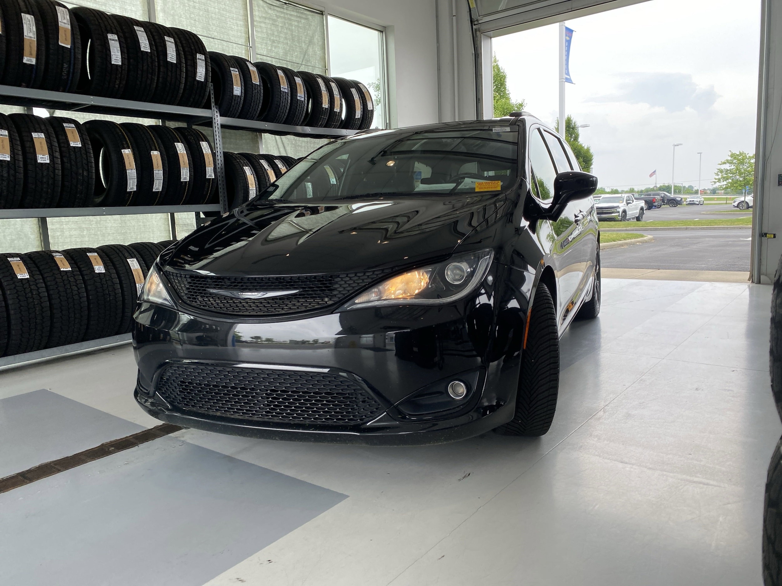 Used 2019 Chrysler Pacifica Touring L Plus with VIN 2C4RC1EG0KR751375 for sale in Canal Winchester, OH