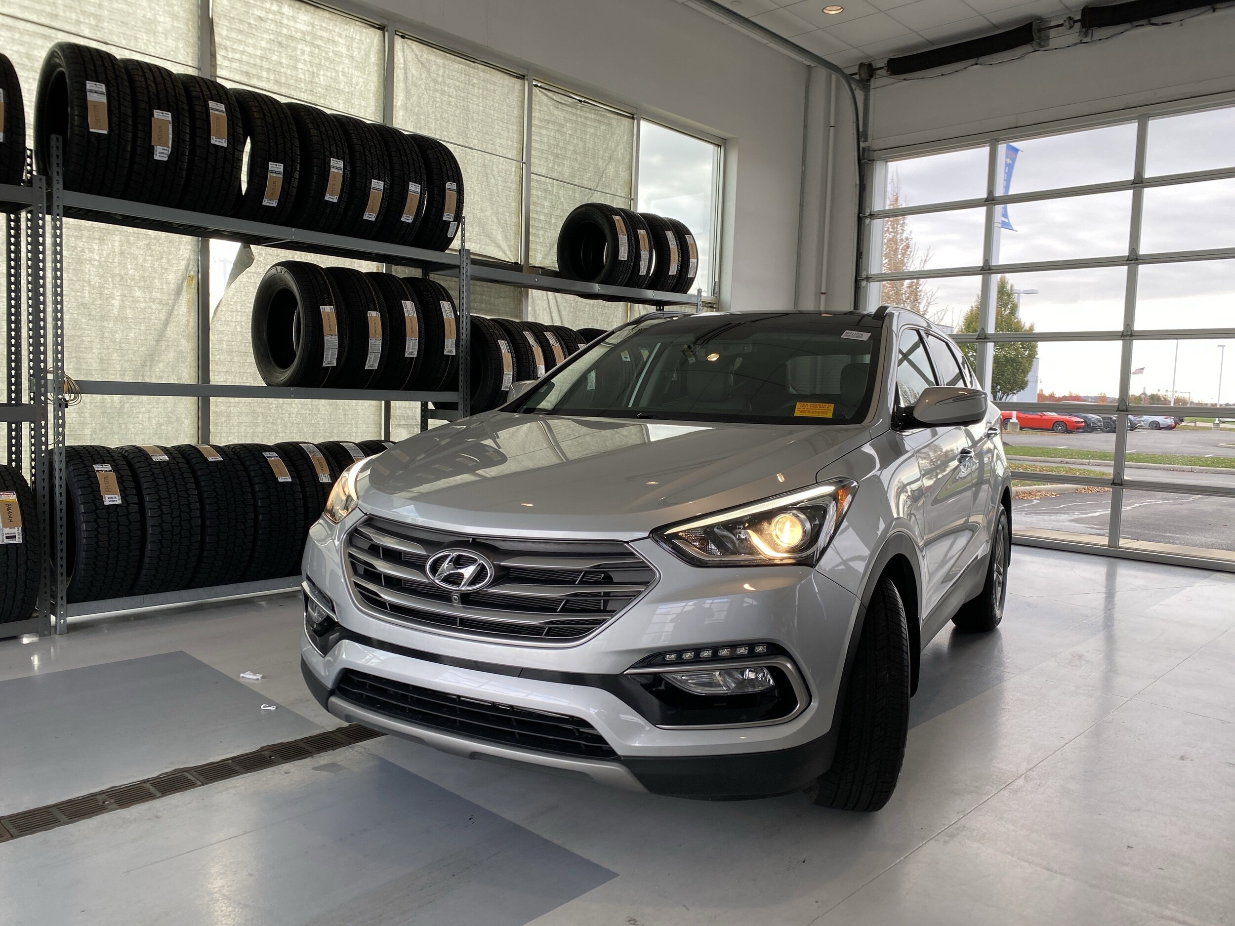 2017 Hyundai Santa Fe Sport photo 2