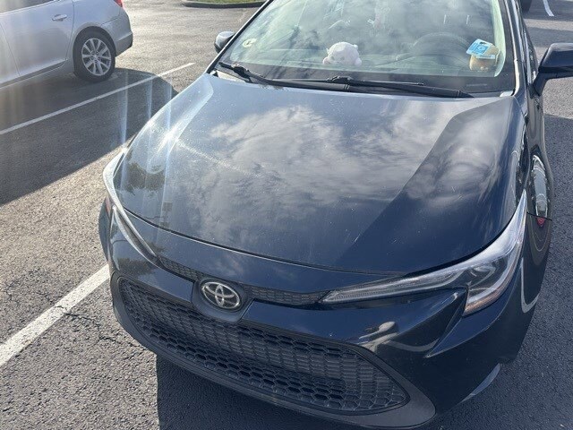 2021 Toyota Corolla LE photo 2