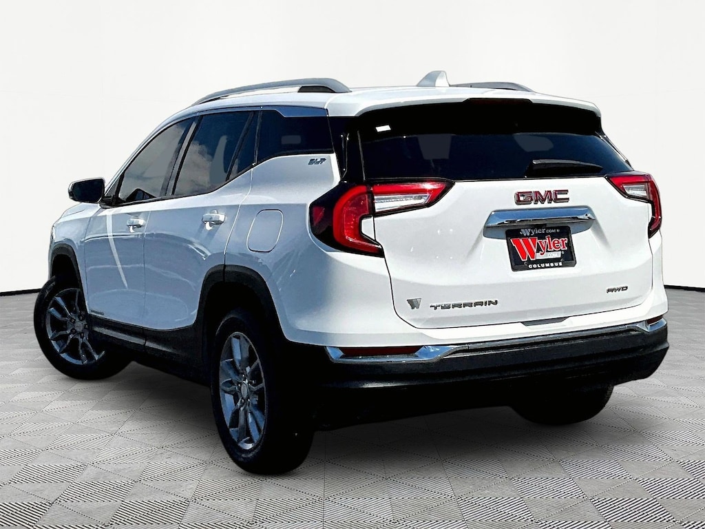 Used 2022 GMC Terrain AWD 4dr SLT SUV