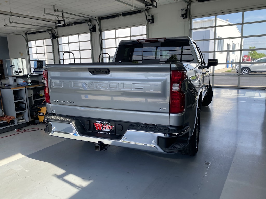 Used 2025 Chevrolet Silverado 1500 4WD Crew Cab 147 LT w/1LT Truck Crew Cab