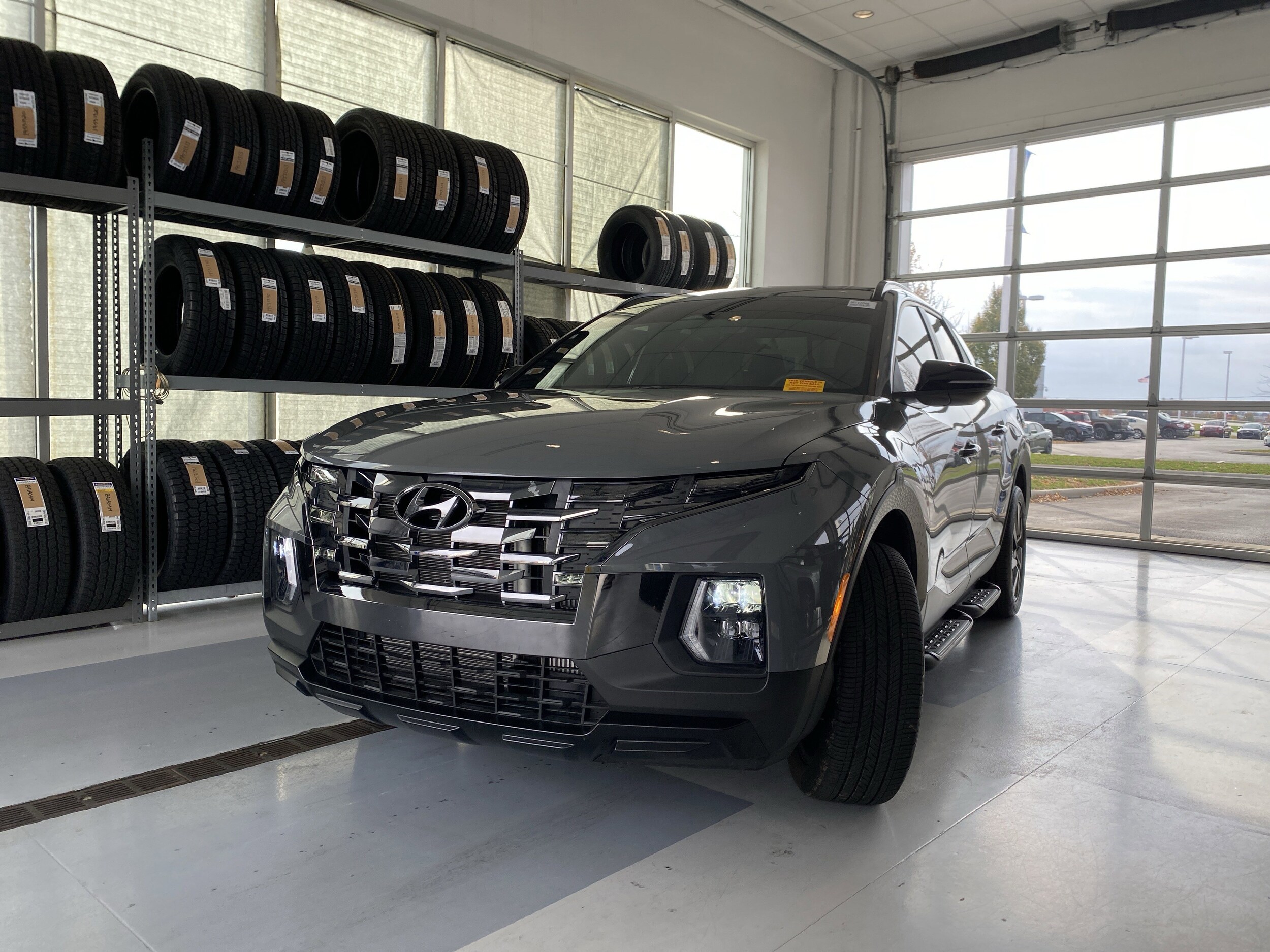 2024 Hyundai Santa Cruz Night photo 2