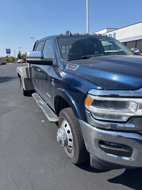 2022 Ram 3500 Laramie photo 2