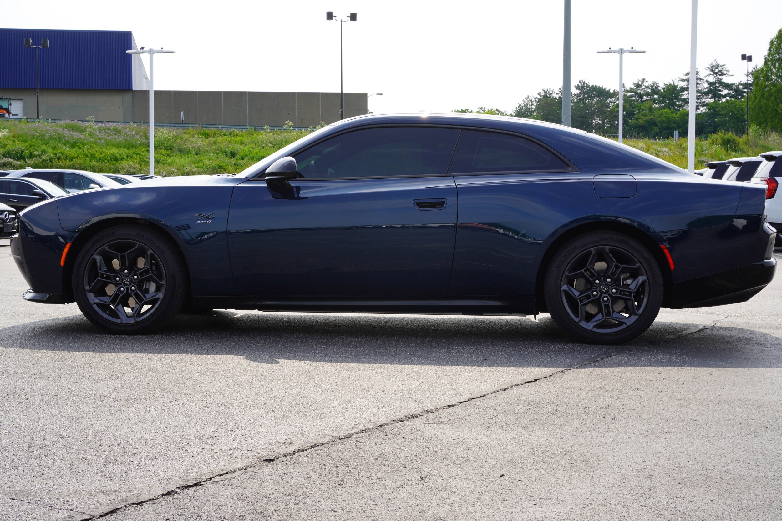 2025 Dodge Charger Daytona R/T AWD photo 4