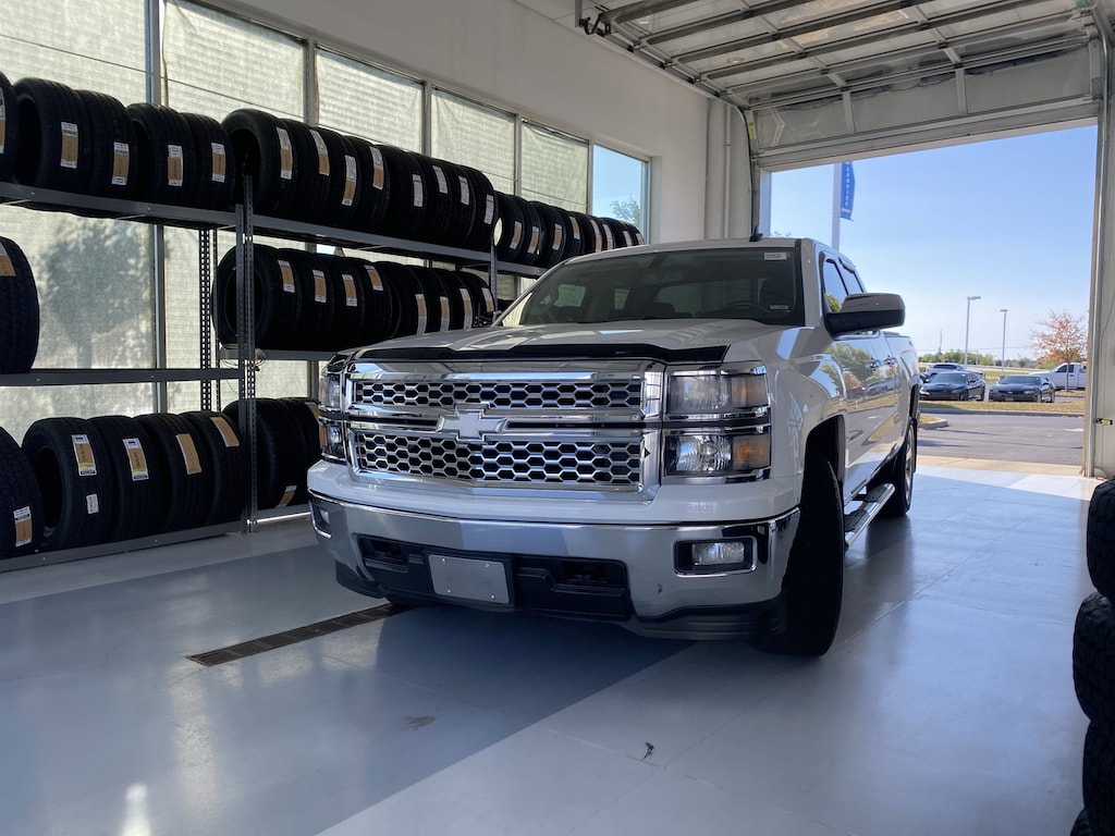 Used 2015 Chevrolet Silverado 1500 4WD Double Cab 143.5 LT w/1LT Truck Double Cab