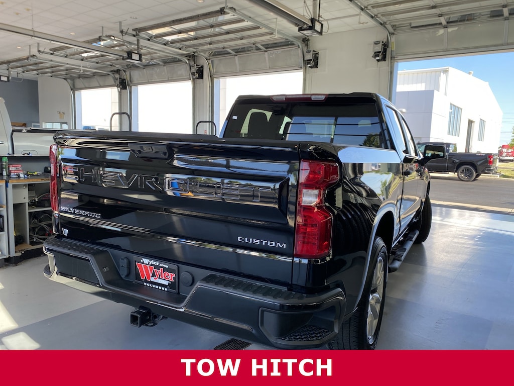 Used 2022 Chevrolet Silverado 1500 4WD Crew Cab 147 Custom Truck Crew Cab