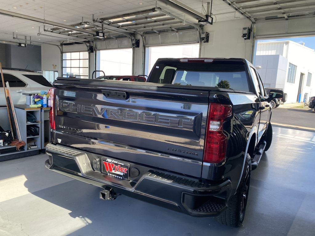 Used 2024 Chevrolet Silverado 1500 4WD Crew Cab 147 Custom Trail Boss Truck Crew Cab