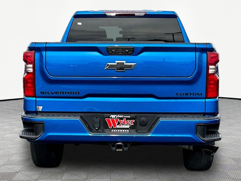 Used 2024 Chevrolet Silverado 1500 4WD Crew Cab 157 Custom Truck Crew Cab