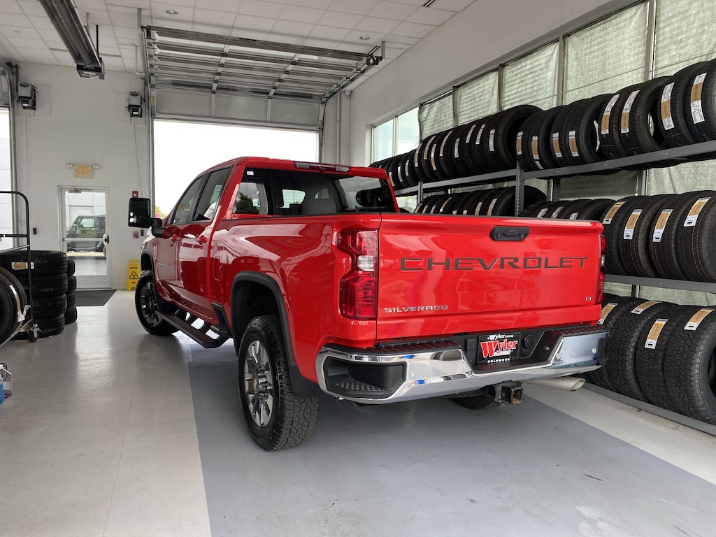 Used 2024 Chevrolet Silverado 2500HD 4WD Crew Cab 159 LT Truck Crew Cab