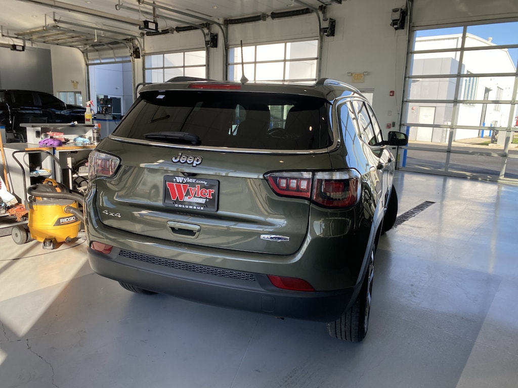 Used 2018 Jeep Compass Latitude 4x4 SUV